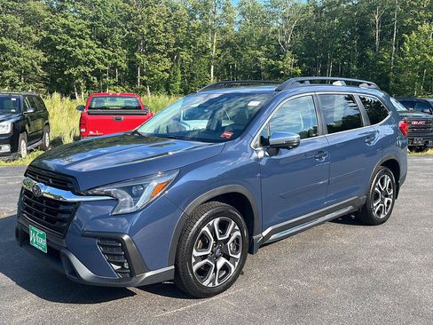 Used 2023 Subaru Ascent Limited w/ Technology Package AWD/4WD image 1