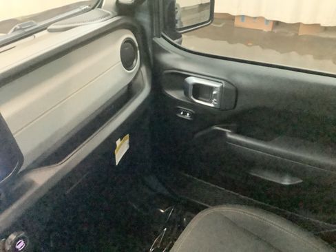 New 2026 Jeep Wrangler Unlimited Sport AWD/4WD image 21