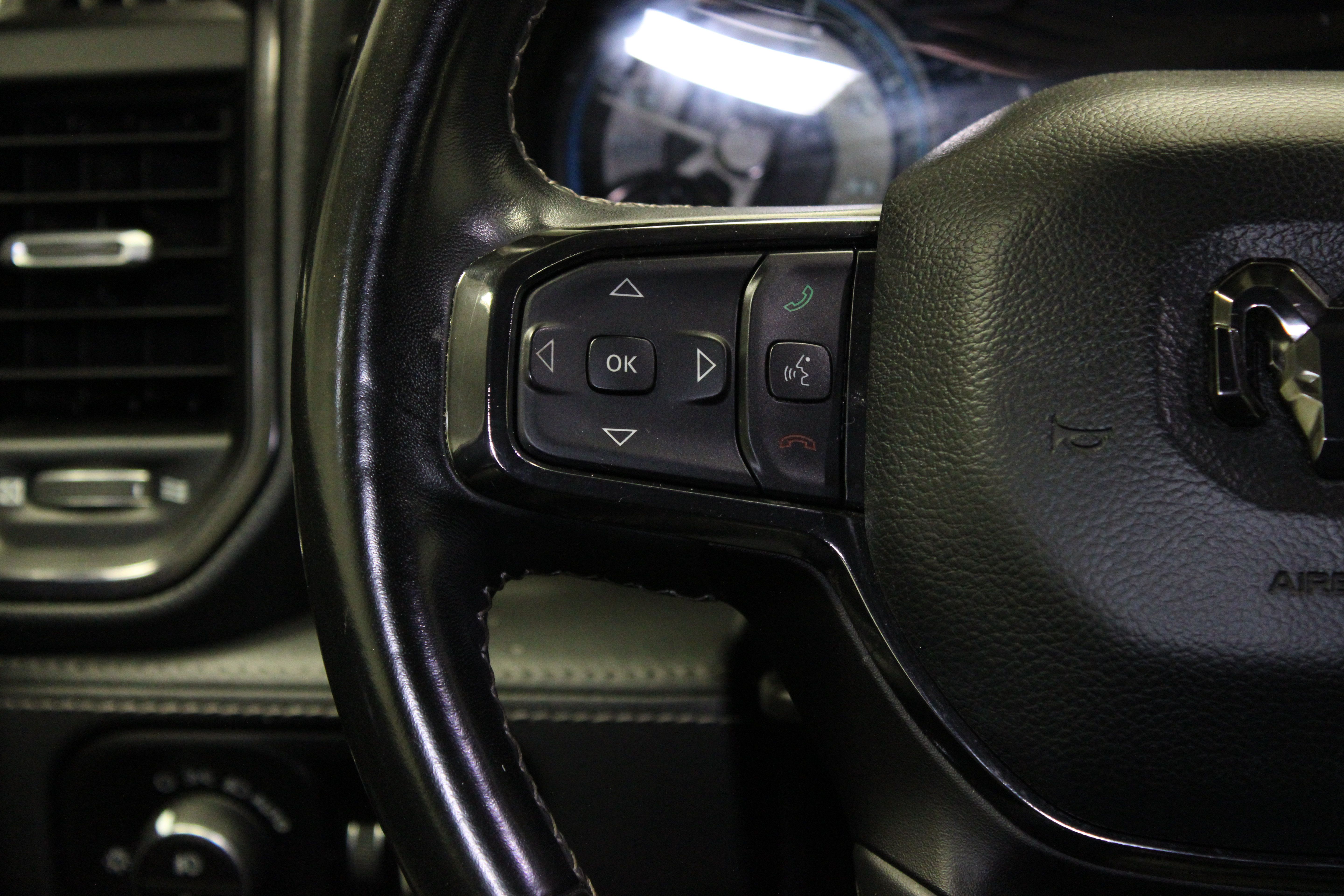 Used 2022 RAM 1500 Limited AWD/4WD image 24