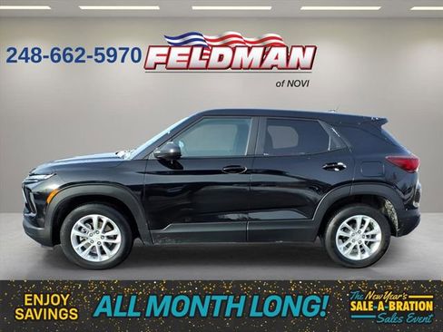 Used 2024 Chevrolet TrailBlazer LS w/ LS Convenience Package image 2