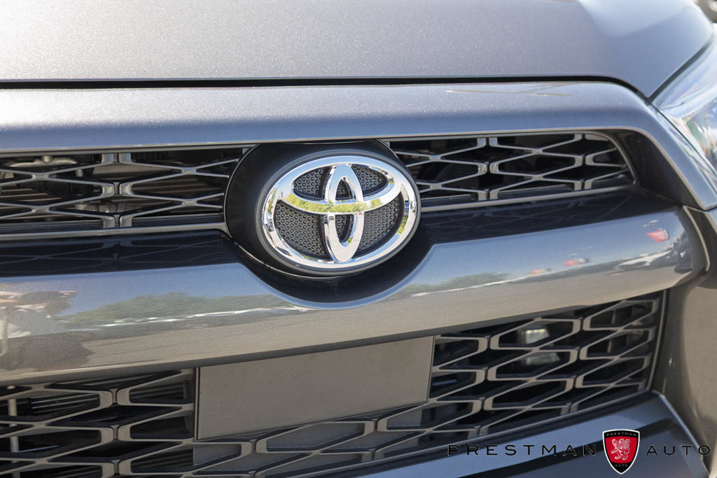 Used 2023 Toyota 4Runner SR5 Premium w/ Moonroof Package AWD/4WD image 49
