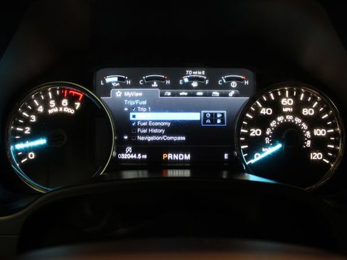 Used 2018 Ford F150 Lariat w/ Equipment Group 502A Luxury AWD/4WD image 5