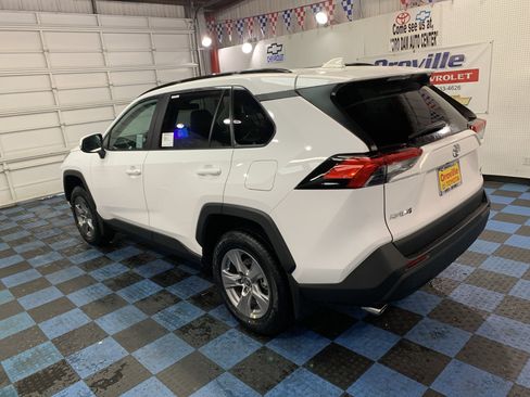 New 2025 Toyota RAV4 XLE w/ Convenience Package image 3