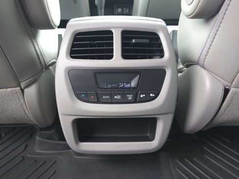 Used 2017 Honda Pilot EX-L image 26