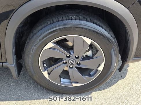 Certified 2025 Nissan Rogue SV w/ SV Premium Package FWD image 19