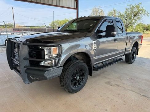 Used 2022 Ford F350 XL w/ Power Equipment Group AWD/4WD image 3