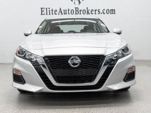 Used 2019 Nissan Altima 2.5 S AWD/4WD image 3
