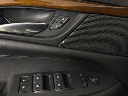 Used 2020 Cadillac Escalade Luxury image 12