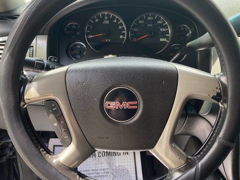 Used 2010 GMC Sierra 1500 SLE w/ All-Terrain Package AWD/4WD image 11