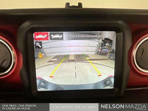 Used 2021 Jeep Gladiator Rubicon AWD/4WD image 35