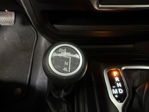 Used 2019 Jeep Wrangler Unlimited Sport image 19