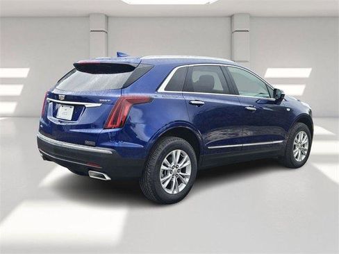 New 2026 Cadillac XT5 Luxury image 5