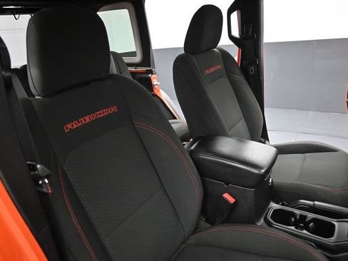 Used 2018 Jeep Wrangler Unlimited Rubicon AWD/4WD image 25