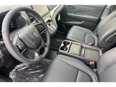 Used 2026 Honda Odyssey EX-L image 10