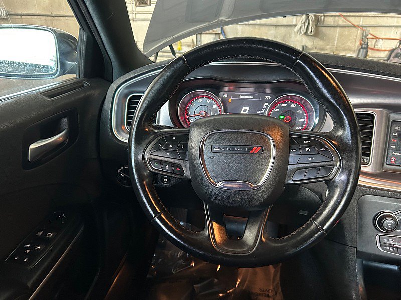 Used 2022 Dodge Charger SXT RWD image 14