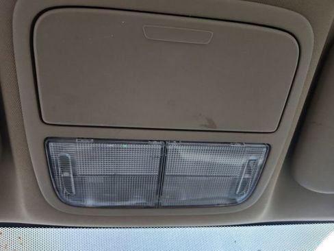 Used 2011 Honda CR-V LX image 8