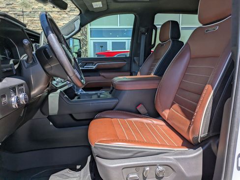 Certified 2024 GMC Sierra 2500 Denali Ultimate w/ Max Trailering Package AWD/4WD image 26