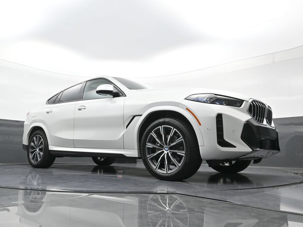 Used 2026 BMW X6 xDrive40i AWD/4WD image 22