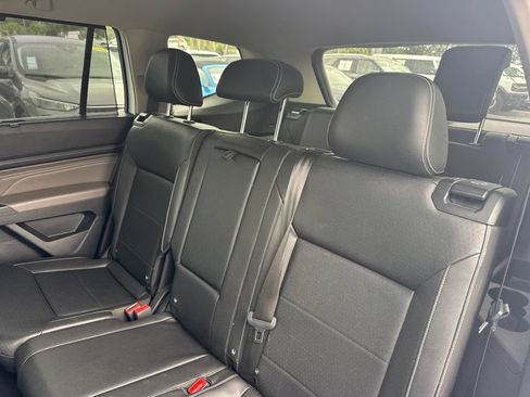 Used 2023 Volkswagen Atlas SE FWD image 11