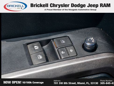 Used 2017 Toyota Tacoma SR5 RWD image 23