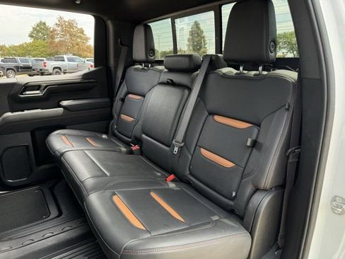 Used 2024 GMC Sierra 1500 AT4 w/ AT4 Premium Package AWD/4WD image 30