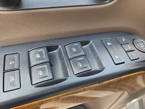 Used 2017 GMC Sierra 1500 SLT w/ SLT Premium Package image 15