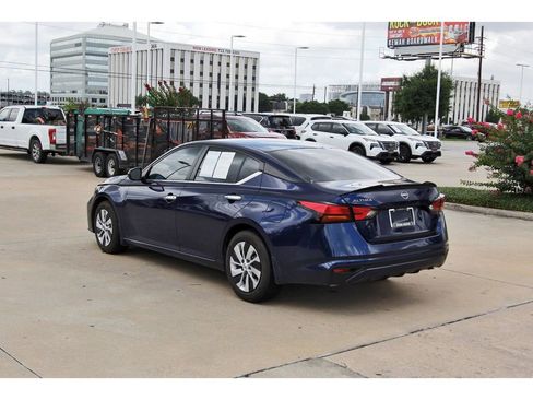 Used 2024 Nissan Altima 2.5 S FWD image 5