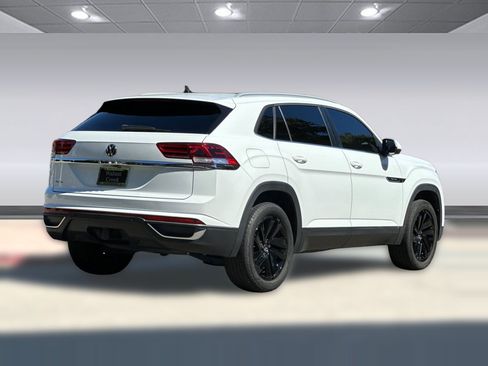Used 2022 Volkswagen Atlas Cross Sport SE w/ Panoramic Sunroof Package FWD image 8