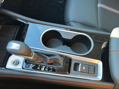 New 2025 Nissan Altima 2.5 SR AWD/4WD image 19