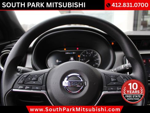 Used 2020 Nissan Kicks SV w/ Exterior Package image 16