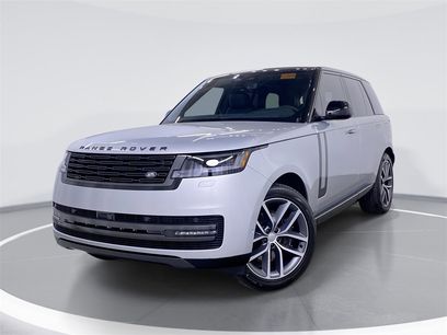 New 2025 Land Rover Range Rover SE
