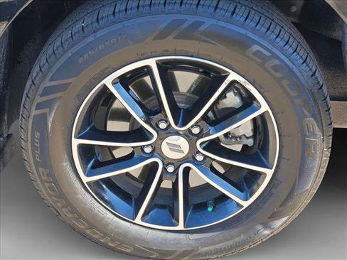 Used 2019 Dodge Journey SE w/ Connectivity Group image 21