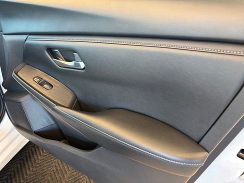 Used 2024 Nissan Sentra SV image 23