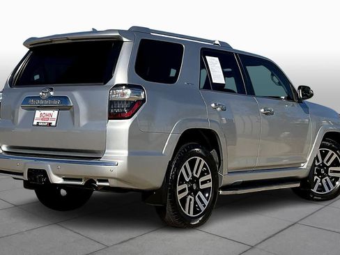 Used 2016 Toyota 4Runner Limited image 12