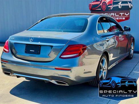 Used 2017 Mercedes-Benz E 300 image 4