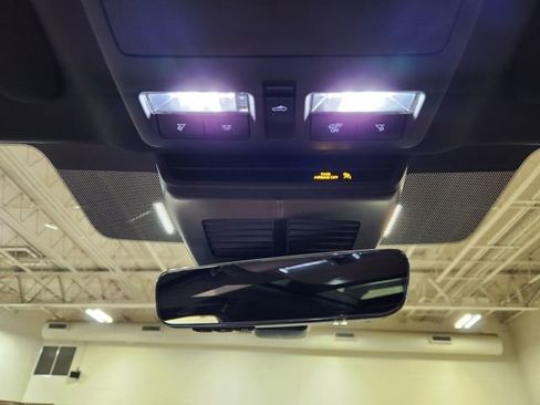 Certified 2025 MAZDA CX-70 Plug-In Hybrid w/ Premium Plus image 18