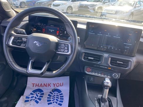 Used 2025 Ford Mustang Coupe image 13