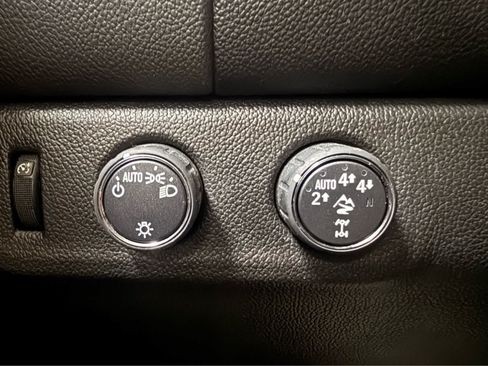 Used 2019 Chevrolet Colorado ZR2 AWD/4WD image 25