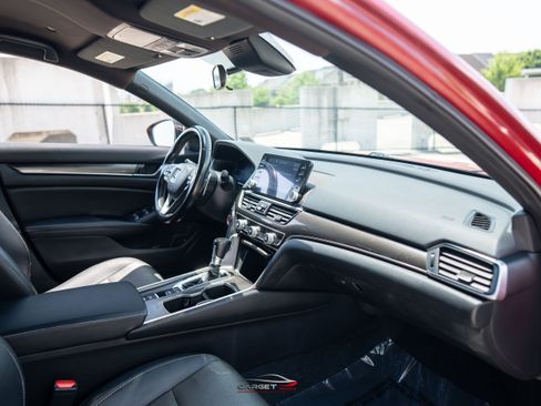 Used 2021 Honda Accord Sport image 15