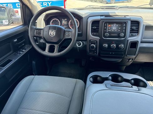 Used 2018 RAM 1500 Express w/ Express Value Package AWD/4WD image 23