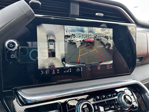 New 2025 GMC Sierra 2500 Denali Ultimate w/ Max Trailering Package image 19