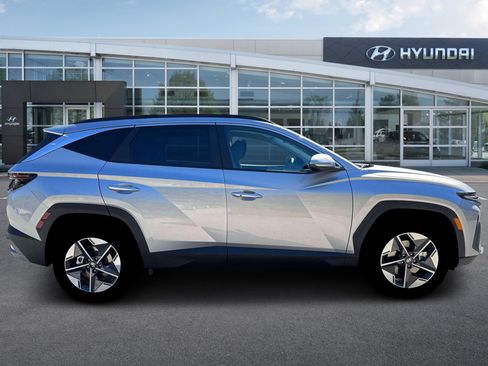 New 2026 Hyundai Tucson SEL AWD/4WD image 9