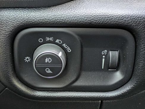 Used 2022 RAM 1500 Big Horn RWD image 23