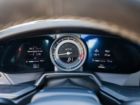 Certified 2022 Porsche 911 GT3 image 15