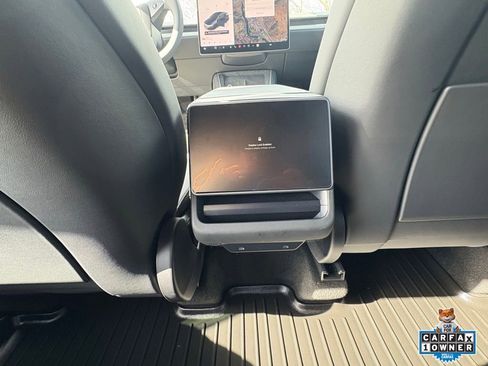 Used 2026 Tesla Model Y Long Range image 23