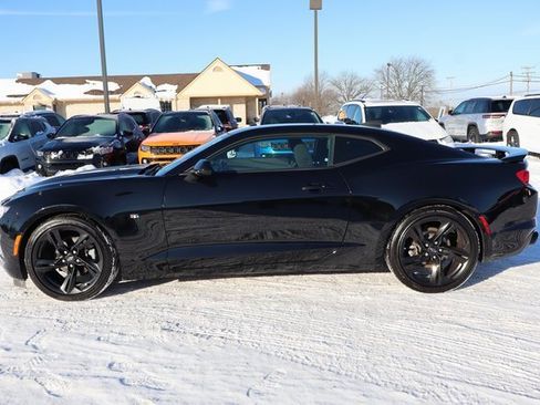 Used 2020 Chevrolet Camaro LT image 24