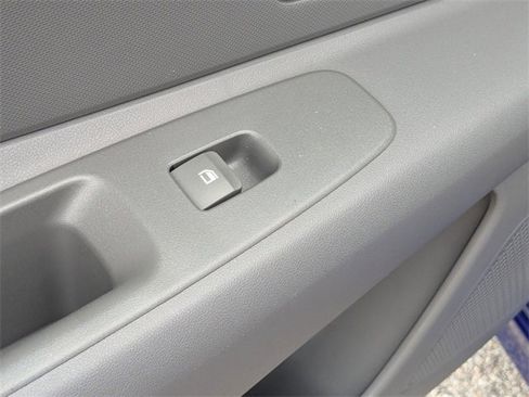 Used 2024 Hyundai Elantra SEL image 26