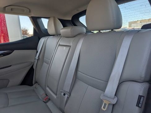 Certified 2022 Nissan Rogue Sport SL w/ Premium Package AWD/4WD image 9