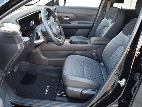 New 2026 Nissan Kicks SV w/ SV Premium Package image 14