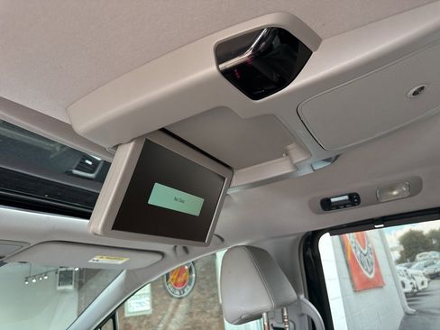 Used 2018 Honda Odyssey Elite image 12